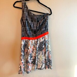 Lucca Couture one-shoulder party dress
